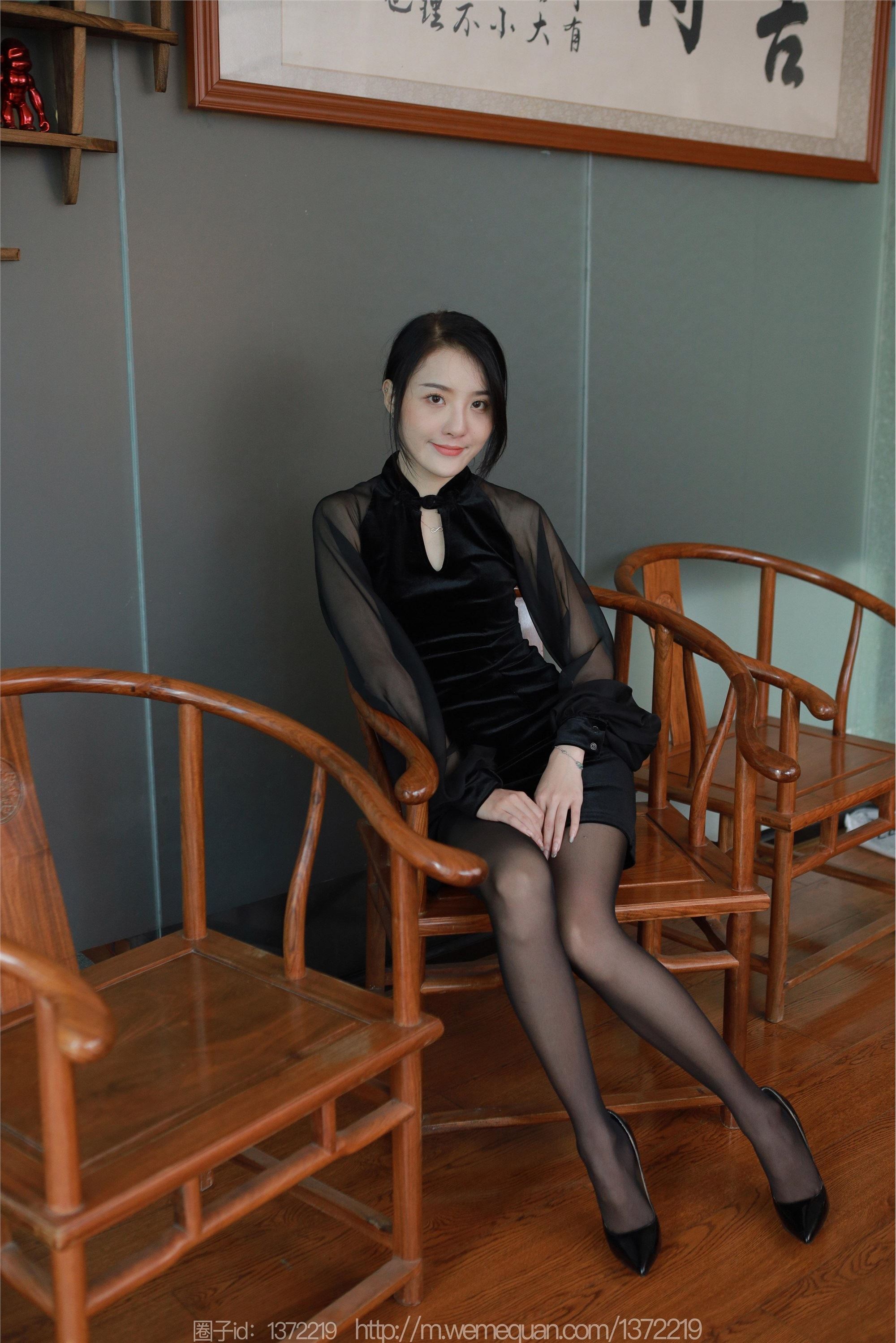 IESS异思趣向  2023.05.05 丝享家 1442 婉萍《黑色蔷薇》